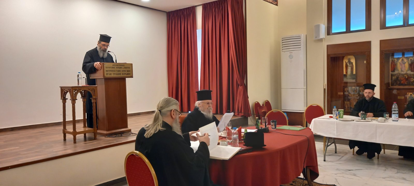 Ιερατική Σύναξη Μηνός Απριλίου στο Πνευματικο κέντρο του Ιερού Ναού Αγίας Τριάδος Βύρωνος