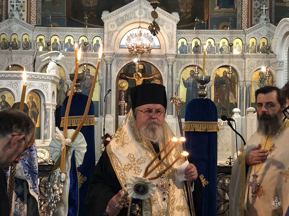 Η ΑΚΟΛΟΥΘΙΑ ΤΩΝ Β΄ ΧΑΙΡΕΤΙΣΜΩΝ ΣΤΟΝ ΙΕΡΟ ΝΑΟ ΜΕΤΑΜΟΡΦΩΣΕΩΣ ΤΟΥ ΣΩΤΗΡΟΣ ΒΥΡΩΝΟΣ