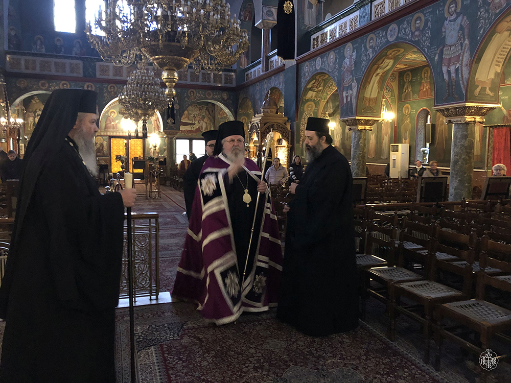 Ο ΕΣΠΕΡΙΝΟΣ ΤΗΣ ΣΥΓΓΝΩΜΗΣ ΣΤΟΝ ΜΗΤΡΟΠΟΛΙΤΙΚΟ ΙΕΡΟ ΝΑΟ ΑΓΙΟΥ ΝΙΚΟΛΑΟΥ ΚΑΙΣΑΡΙΑΝΗΣ