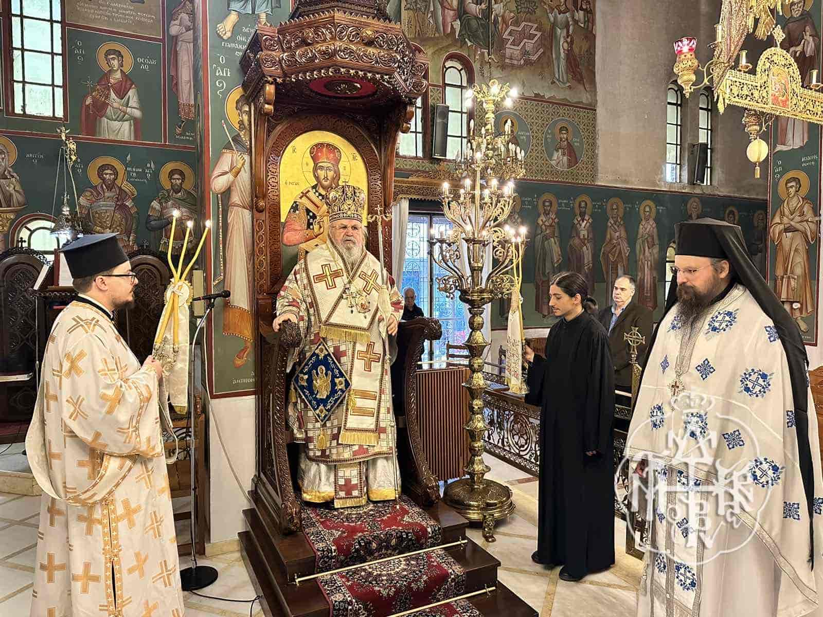 ΚΥΡΙΑΚΗ ΣΤ΄ ΛΟΥΚΑ, Ο ΣΕΒΑΣΜΙΩΤΑΤΟΣ ΜΗΤΡΟΠΟΛΙΤΗΣ ΜΑΣ κ. ΔΑΝΙΗΛ ΣΤΟΝ ΙΕΡΟ ΝΑΟ ΑΓΙΩΝ ΤΡΙΩΝ ΙΕΡΑΡΧΩΝ ΚΑΙΣΑΡΙΑΝΗΣ